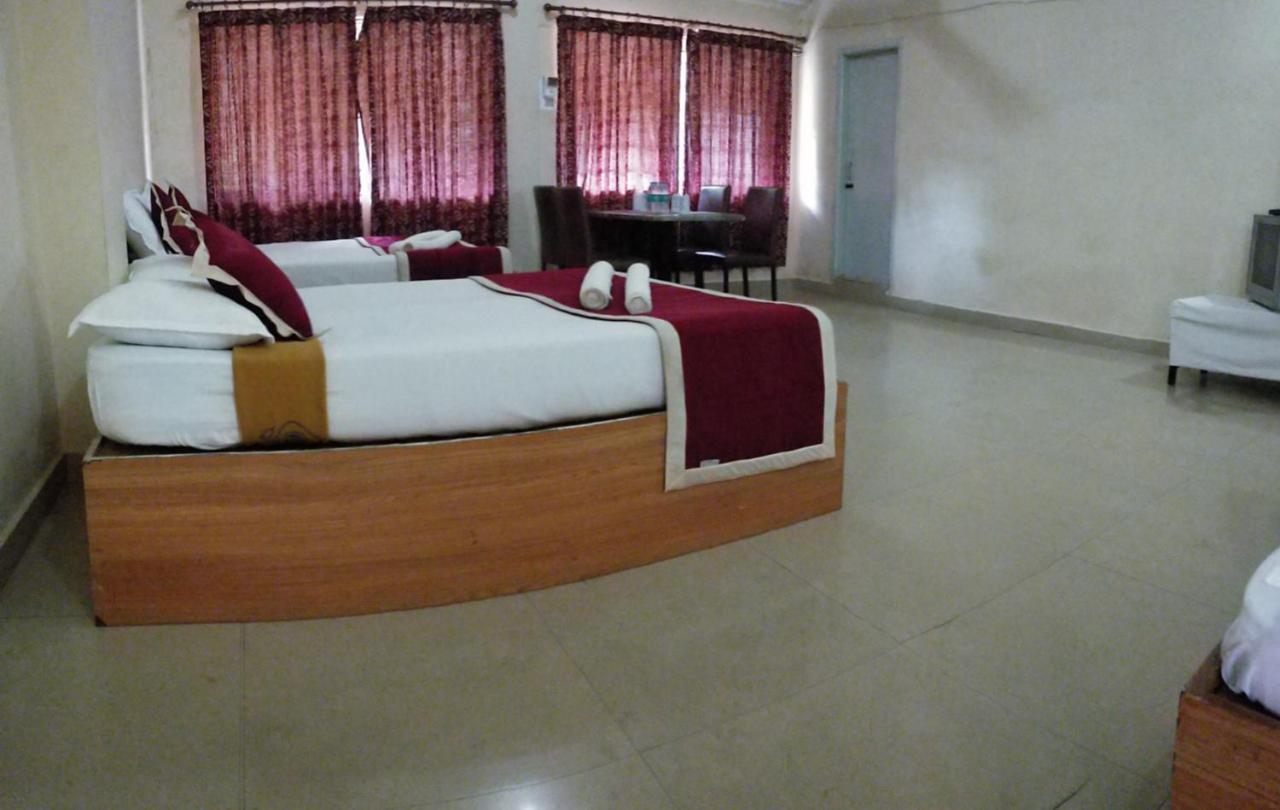 KSTDC Hotel Mayura TalaKaveri, Bhagamandala Madikeri Bagian luar foto